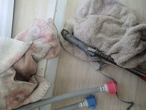 양평 하수구막힘 배관 내부를 확인하기 위해 영상 장비를 준비하는 작업 장면